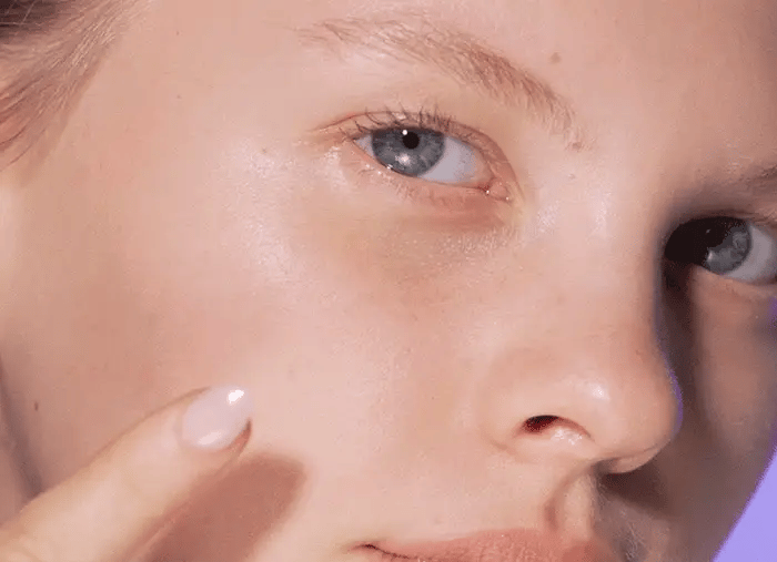 How to Get Glass Skin Using Red Light Therapy